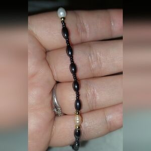 Vintage Hematite And Pearl Bracelet/anklet 9.5 Inches EUC Barrel Closure